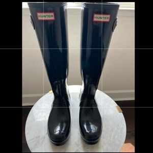 Hunter boots size 8